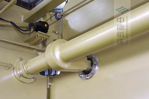 ZDP-20050高精度扭軸同步裝置，采用知名品牌關(guān)節(jié)軸承，經(jīng)久耐用.jpg